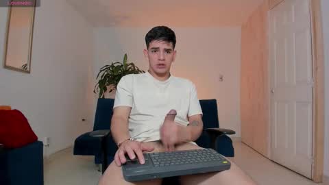Ares online show from 10-05-25, 01:48
