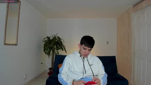 Ares online show from 10-10-25, 11:31