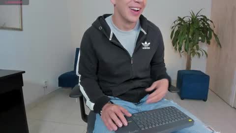 Ares online show from 10-14-25, 03:24