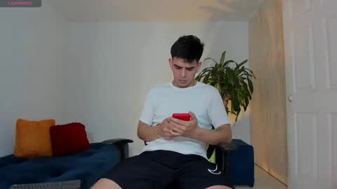 Ares online show from 10-31-25, 05:03