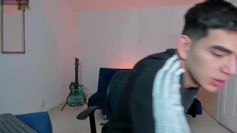 Ares online show from 11-06-25, 01:12