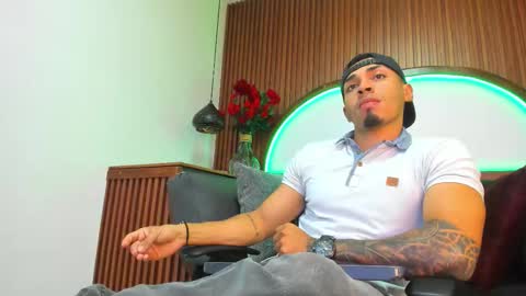 Ares Stone online show from 11-20-25, 10:04