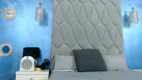 aretialisya online show from 10-14-25, 04:57