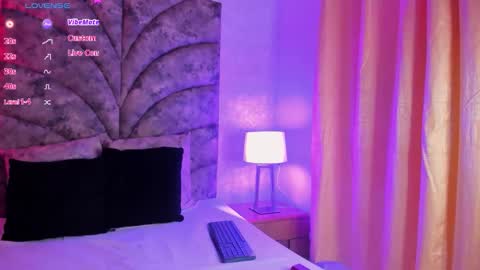 Arianna Baker online show from 11-21-25, 09:57