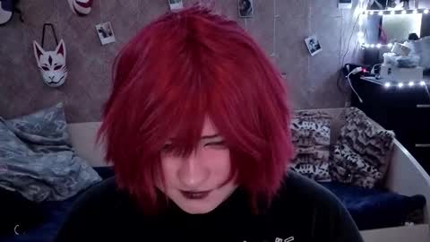 Snapshot of ari_corn chatting on 10-17-25, 03:14 Ahri online show from 10-17-25, 03:14