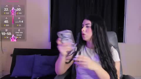 Ari online show from 12-15-25, 06:28