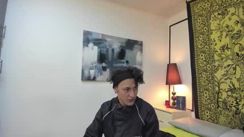 aria y orien  online show from 11-13-25, 11:09