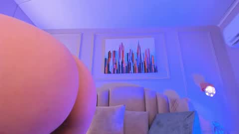 Aria  online show from 01-24-25, 03:32