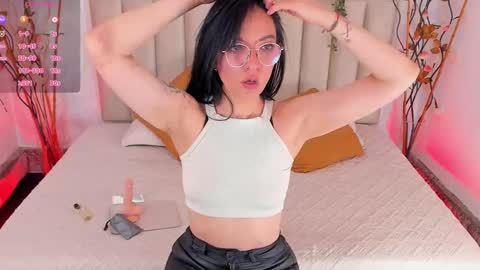 aria_velle online show from 10-02-25, 01:51
