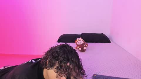 Aria and Orien online show from 02-14-26, 02:36