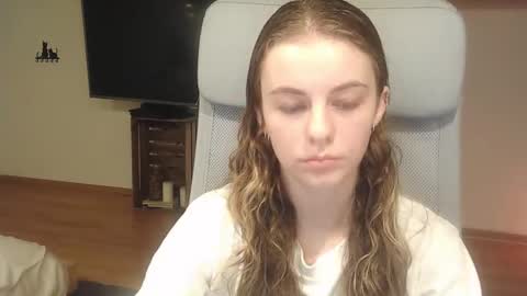 AriaCreazy online show from 10-14-25, 08:53