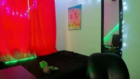 Snapshot of ariadna_4 chatting on 03-07-25, 08:44 ariadna_4 online show from 03-07-25, 08:44