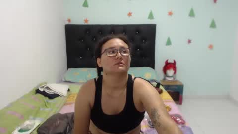 ...Ariana... online show from 01-13-25, 03:58