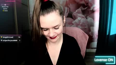 AriaGray online show from 11-02-25, 09:33