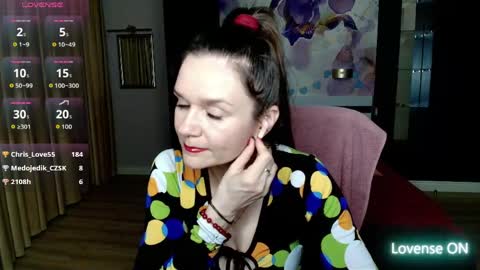 Snapshot of ariagrays chatting on 03-24-26, 03:33 AriaGray online show from 03-24-26, 03:33