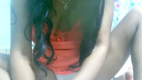 ariah13 online show from 12-18-25, 06:36