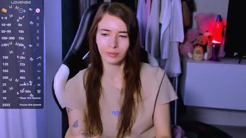 Ari online show from 10-17-25, 06:05