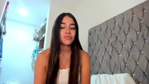 Aria Montgomery online show from 12-22-24, 03:00