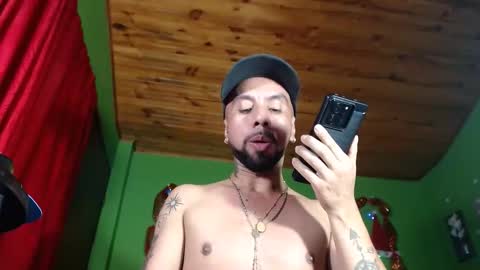 arian pervert online show from 12-30-24, 03:57