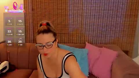 Ariana Cruz online show from 11-09-25, 12:58