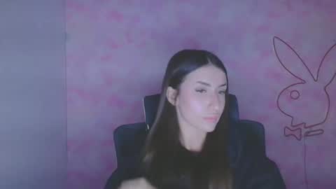 Snapshot of ariana_muur chatting on 11-07-25, 06:46 Ariana online show from 11-07-25, 06:46