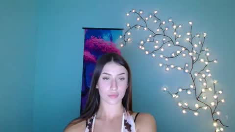 Snapshot of ariana_muur chatting on 11-14-25, 12:59 Ariana online show from 11-14-25, 12:59