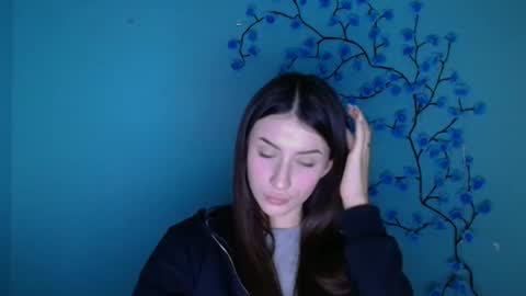 Ariana online show from 12-16-25, 12:21