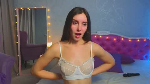 Ariana online show from 01-22-25, 02:04