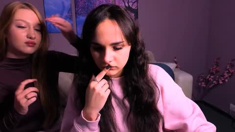 ariana_ross7 online show from 11-23-25, 12:05