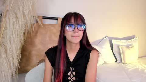 Ariana  online show from 12-28-24, 12:45