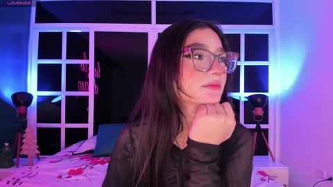Ari online show from 12-19-24, 03:18