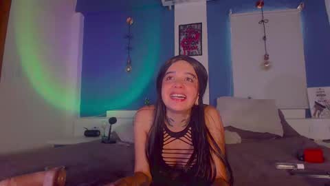 ariana_whitee online show from 09-20-25, 05:03
