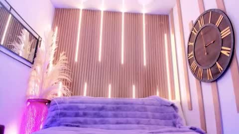 Ari  online show from 12-13-25, 07:53