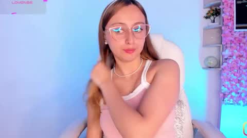 Arianna online show from 10-10-25, 05:01