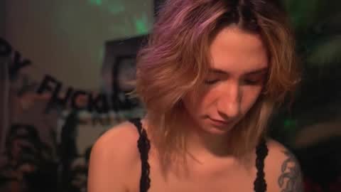 Snapshot of arianna_richi chatting on 11-07-25, 06:13 Olivka online show from 11-07-25, 06:13