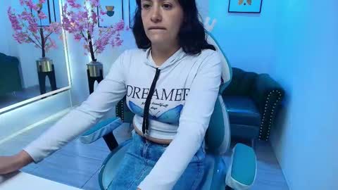 arianna_sweeet online show from 09-28-25, 03:12