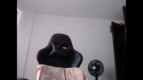 Snapshot of ariannaloovel chatting on 02-09-26, 06:12 ariannaloovel online show from 02-09-26, 06:12