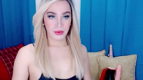 ARIANNE CUMS  online show from 11-19-25, 04:45