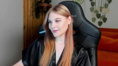 Aria online show from 10-30-25, 06:41