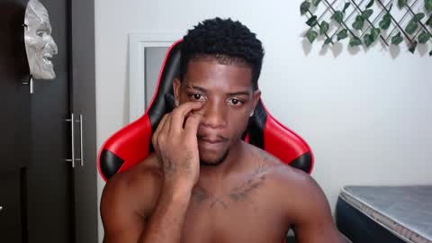 Snapshot of arielbronwxxx chatting on 03-08-25, 11:48 chris online show from 03-08-25, 11:48
