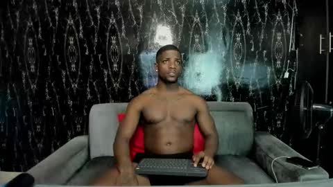 Snapshot of arielbronwxxx chatting on 10-19-25, 04:24 chris online show from 10-19-25, 04:24