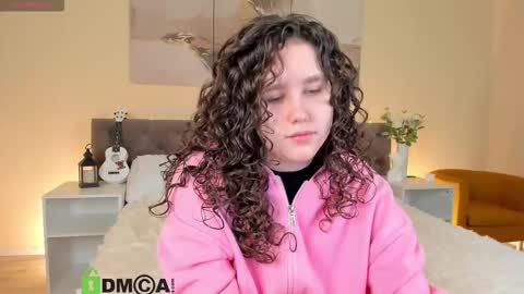 Ariella GTM3  Tue Wed Thu Fri Sat  0400 am-1030pm online show from 10-05-25, 01:04