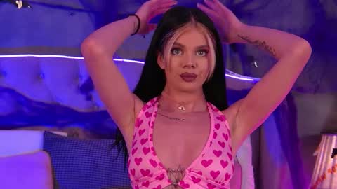 Ariell online show from 10-25-25, 05:08