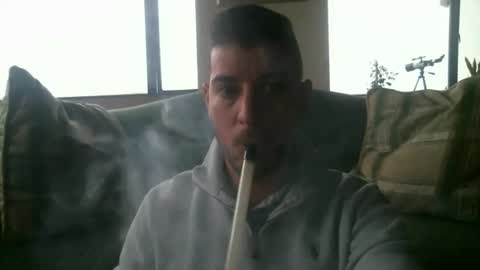 Snapshot of arielsinho chatting on 10-14-25, 09:26 Anon online show from 10-14-25, 09:26