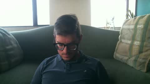 Snapshot of arielsinho chatting on 11-18-25, 10:03 Anon online show from 11-18-25, 10:03