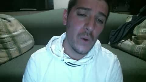 Snapshot of arielsinho chatting on 11-19-25, 11:49 Anon online show from 11-19-25, 11:49