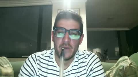 Snapshot of arielsinho chatting on 04-06-26, 02:53 Anon online show from 04-06-26, 02:53