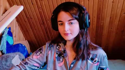 Snapshot of arielstonks_lovee chatting on 02-27-26, 03:17 arielstonks_lovee online show from 02-27-26, 03:17