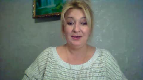 ArielXLoveresss online show from 10-11-25, 06:06