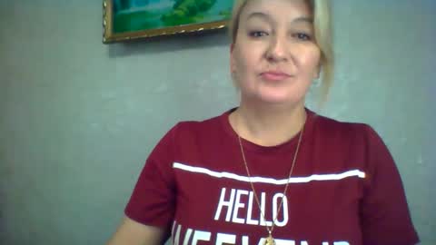 ArielXLoveresss online show from 10-13-25, 07:08